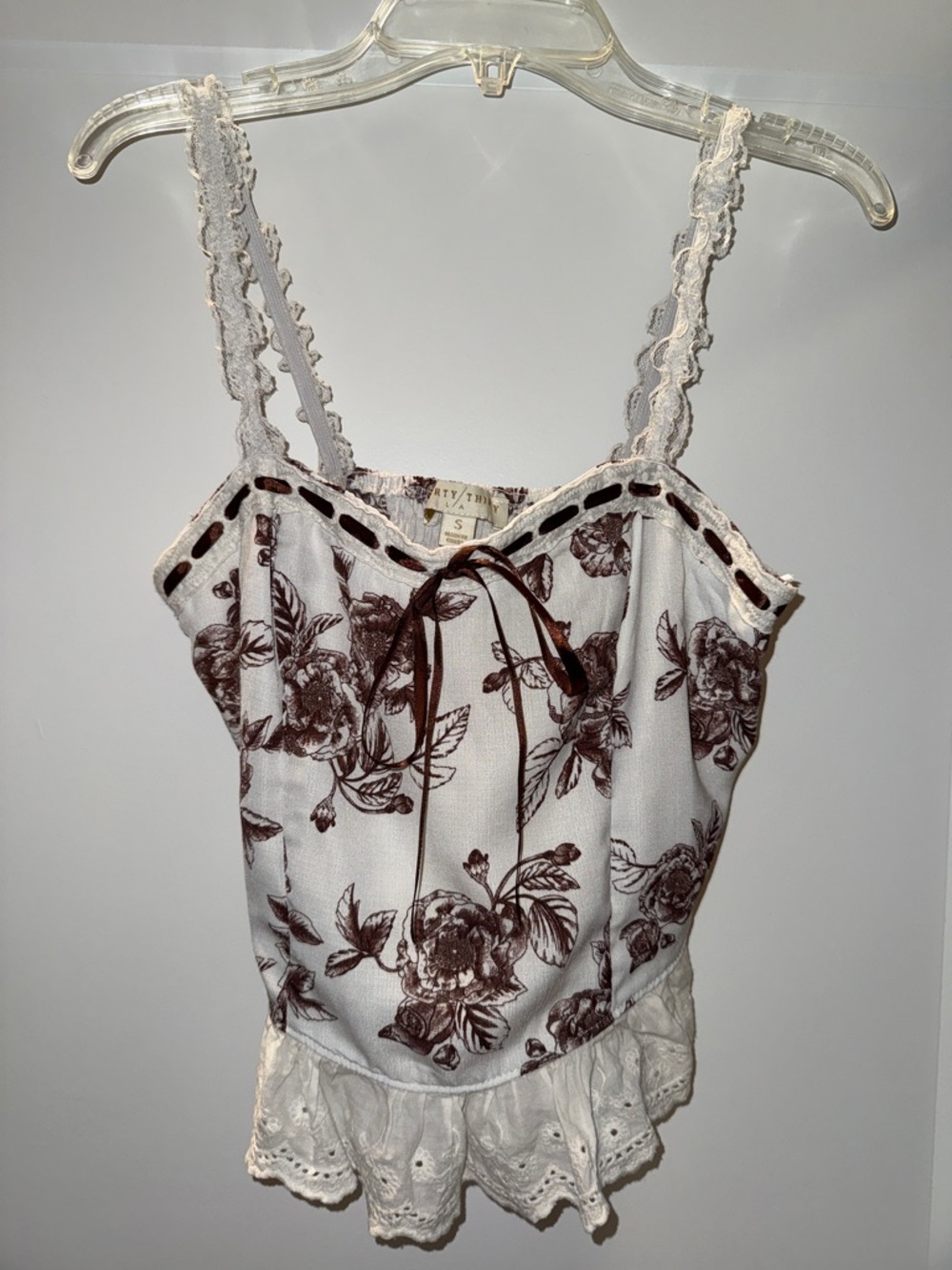 Lace-Trim Floral Cami Top in White & Brown